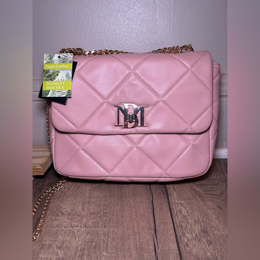 Badgley Mischka *NWOT* Quilted Crossbody Bag - Picture 2 of 6